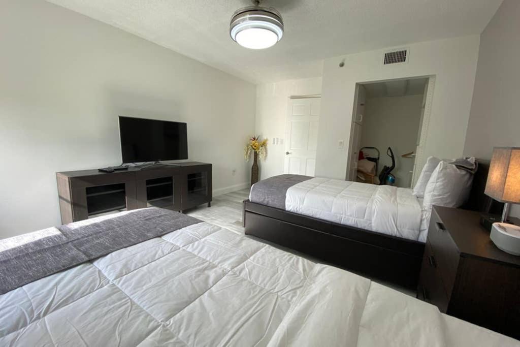 Appartamento Yacht Club At Aventura 2 Bed 2 Bath Luxurius Cozy Brand New 2020 Esterno foto