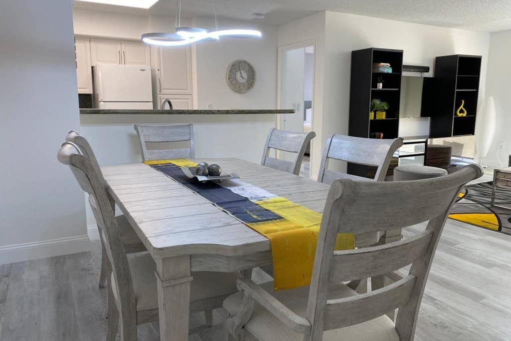 Appartamento Yacht Club At Aventura 2 Bed 2 Bath Luxurius Cozy Brand New 2020 Esterno foto