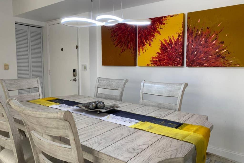 Appartamento Yacht Club At Aventura 2 Bed 2 Bath Luxurius Cozy Brand New 2020 Esterno foto