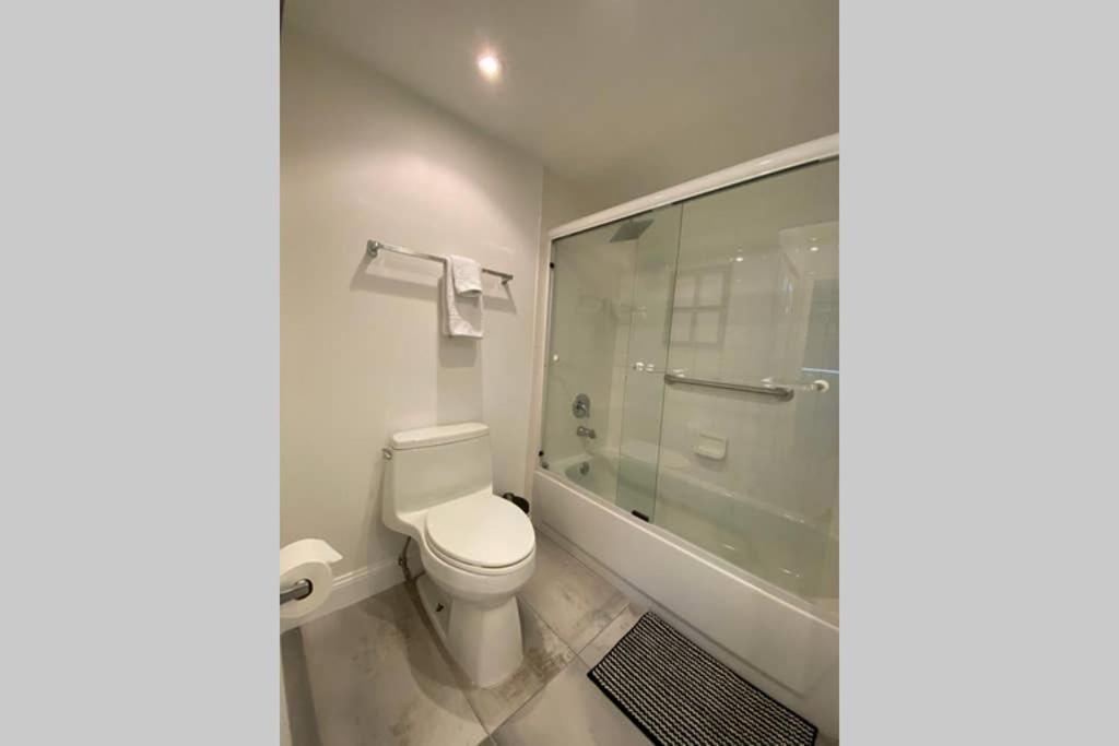 Appartamento Yacht Club At Aventura 2 Bed 2 Bath Luxurius Cozy Brand New 2020 Esterno foto